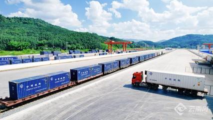 中老铁路 国际物流新动脉 日均逾1500吨鲜活货物跨境流动