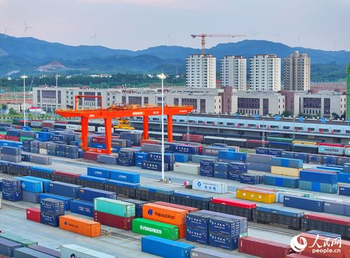 南康国际陆港 双轮驱动下的发展引擎，助力外贸增长与国内贸易繁荣